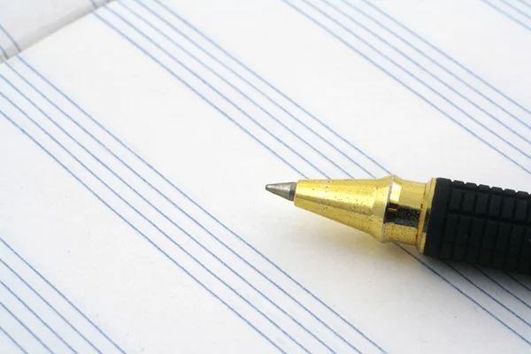 Wskazówka klepka i długopis — Zdjęcie stockowe