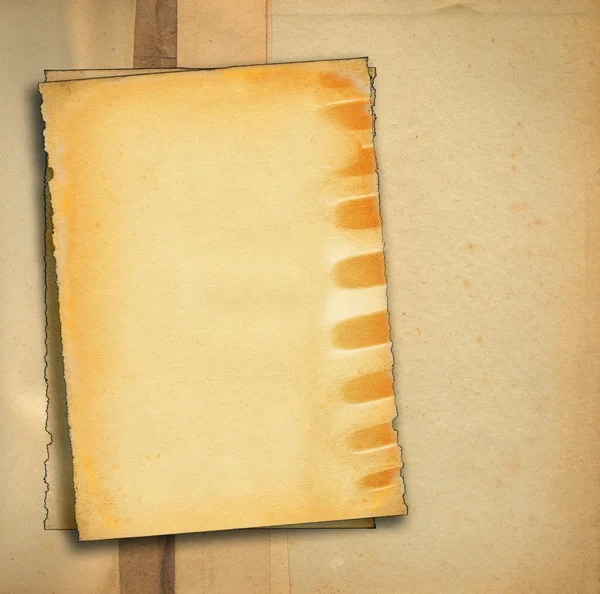 Eski bir kağıt lekeli pis backgr karşı — Stok fotoğraf