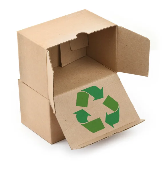 Caixas de papelão com símbolo reciclável — Fotografia de Stock