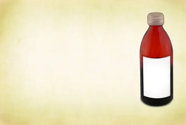 Glazen fles met lege label — Stockfoto