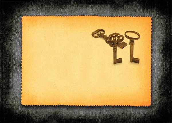 Paper with keys — Stock Photo, Image