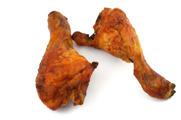 Pernas de frango fritas no fundo branco — Fotografia de Stock