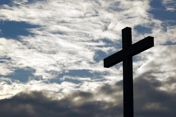 Linkes Kreuz im Himmel — Stockfoto