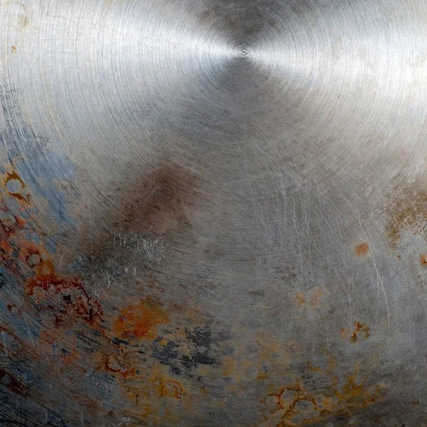 Ржавая и поцарапанная металлическая поверхность — стоковое фото