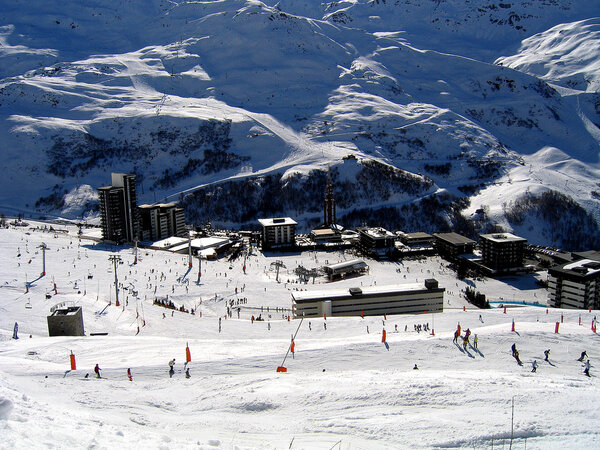 Skiing in Les Menuires
