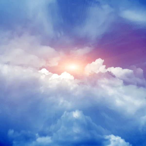 Солнечное небо — стоковое фото