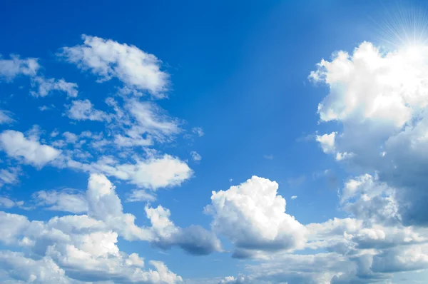 Wolken & de zon. — Stockfoto