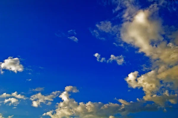 Ciel et nuages fond — Photo