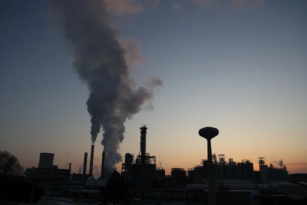 Large petrochemical factory — Stock Photo, Image