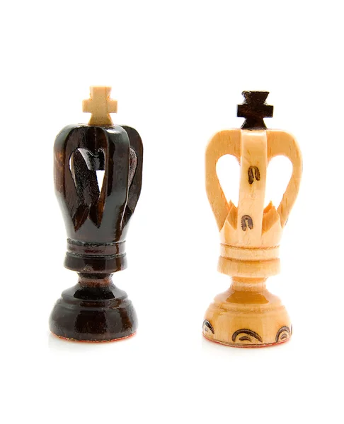 Twee houten koning Schaken pionnen — Stockfoto
