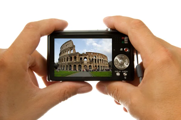 Mãos com câmera fotográfica digital — Fotografia de Stock