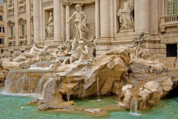 Fontána piazza di trevi Řím — Stock fotografie