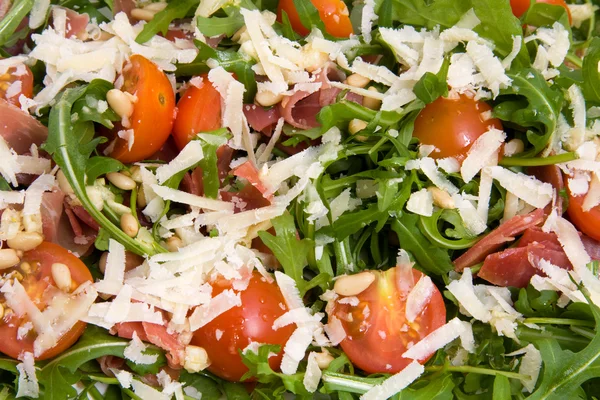 Fräsch sallad med tomater — Stockfoto