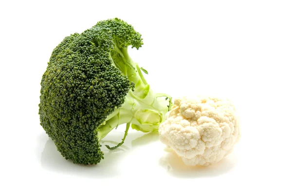 Friss brokkoli és a karfiol — Stock Fotó