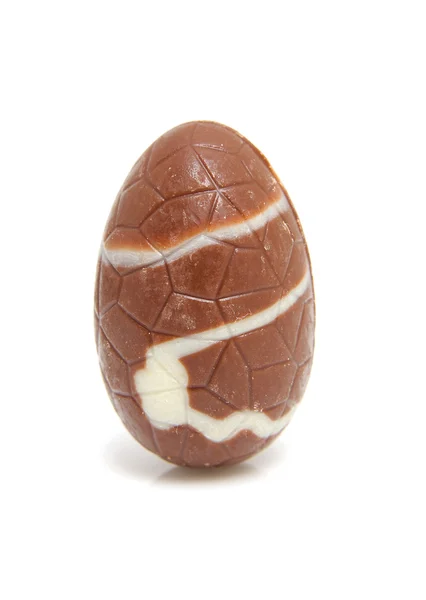 一个巧克力复活节彩蛋 — 图库照片
