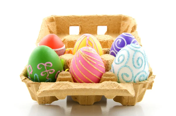 상자에 6 개의 다채로운 부활절 달걀 — 스톡 사진