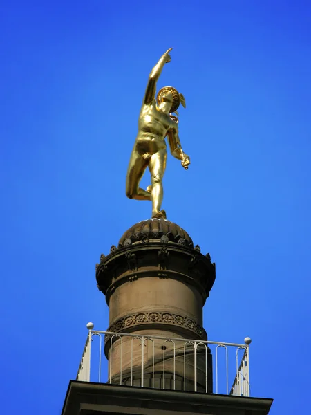 Hermes, stuttgart, Almanya'nın heykeli. — Stok fotoğraf
