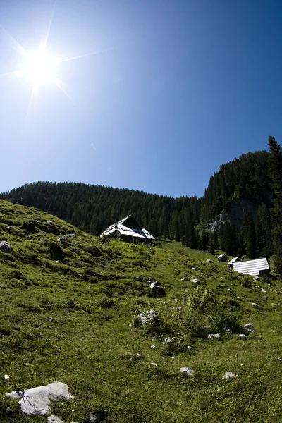Dia ensolarado em Julian Alps, Eslovénia — Fotografia de Stock