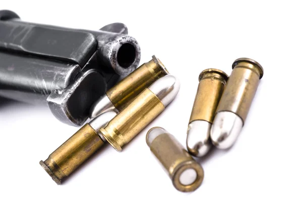 Pistol and bullets — Stock Photo, Image