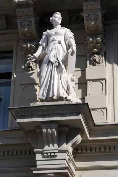 Estatua frente al ayuntamiento de Graz —  Fotos de Stock