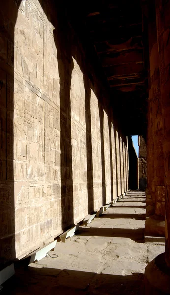 Starověký chrám edfu v Egyptě — Stock fotografie