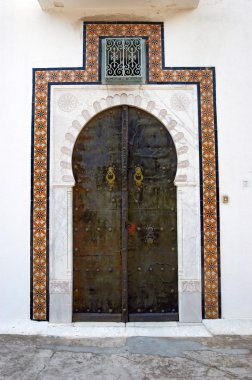 Tunus kapı