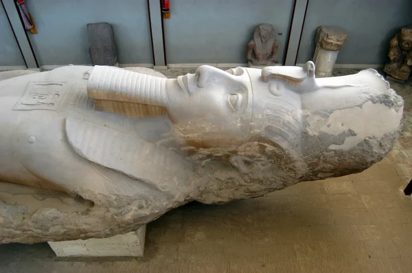 ラムセス 2 世、エジプトの巨像 — ストック写真