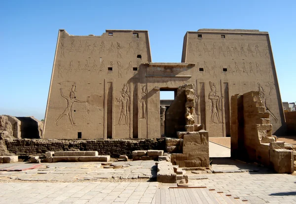 Ősi templom edfu Egyiptomban — Stock Fotó