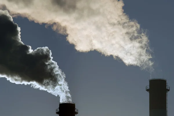Επικίνδυνα τοξικά σύννεφα καπνού — Φωτογραφία Αρχείου