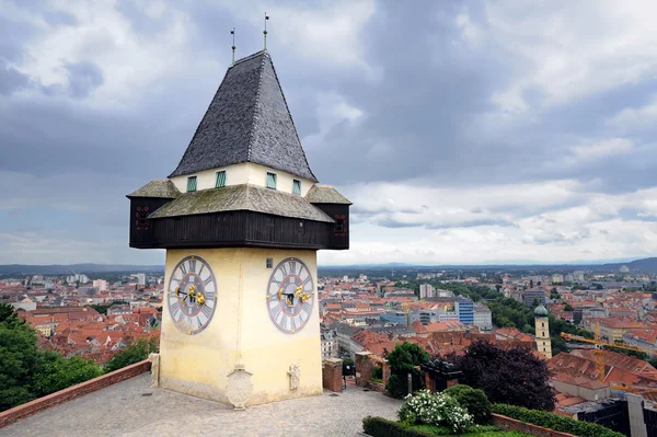 Torre de relógio velho em Graz — Fotografia de Stock