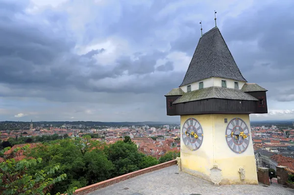Věž s hodinami v Grazu — Stock fotografie