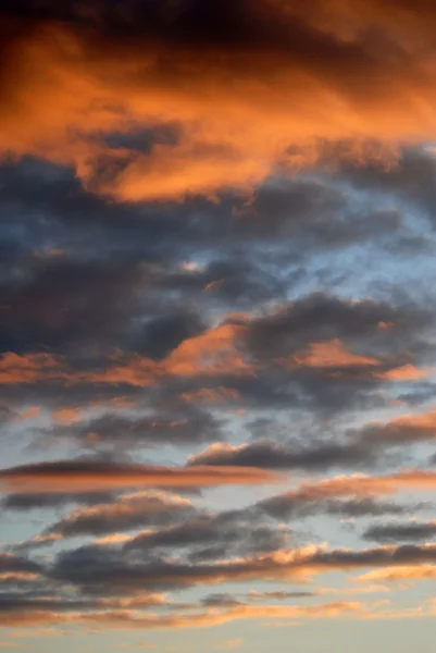 Romantische Wolkenlandschaft — Stockfoto