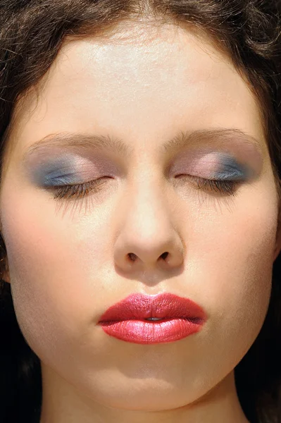 Cara de mujer primer plano, maquillaje — Foto de Stock