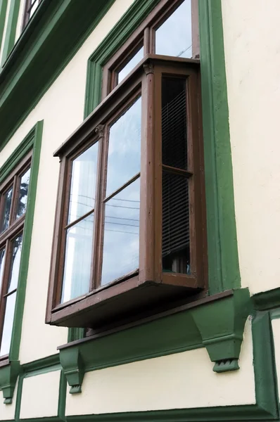 Vieja ventana kibitz — Foto de Stock