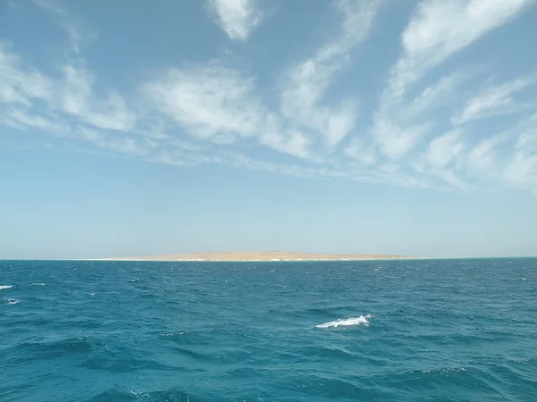 Red sea and sky — Stock Photo, Image