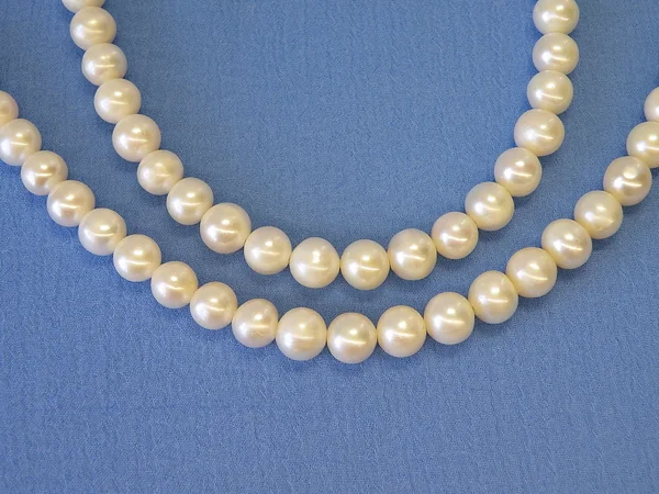 Collar de perlas naturales — Foto de Stock
