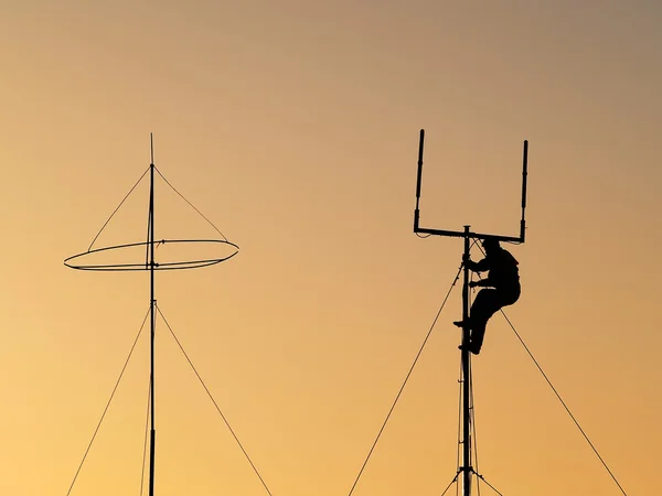 Antenna repair in the sky — Stock Photo, Image