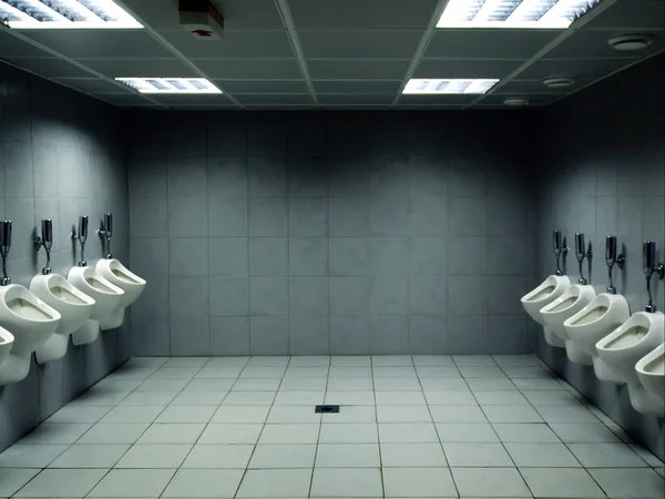 Erkekler tuvaletinde Telifsiz Stok Imajlar