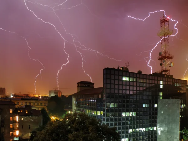TV station thunder storm — Stockfoto