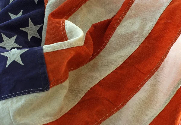 Primo piano della vecchia bandiera americana — Foto Stock