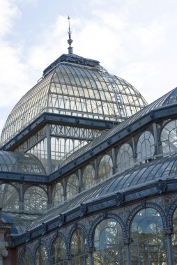 Bahçede Crystal Palace