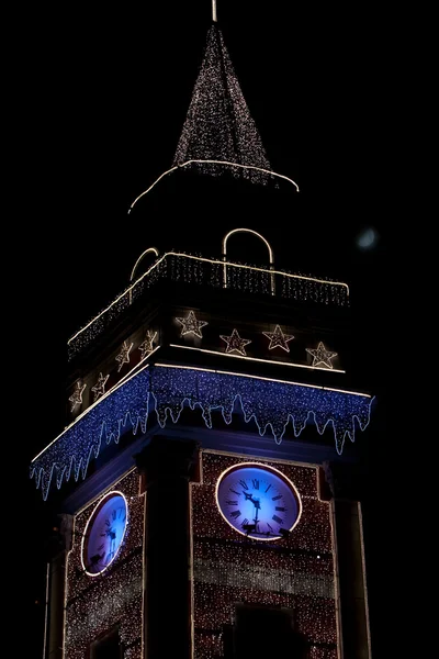 Torre à noite — Fotografia de Stock