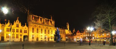 brugge gece manzarası