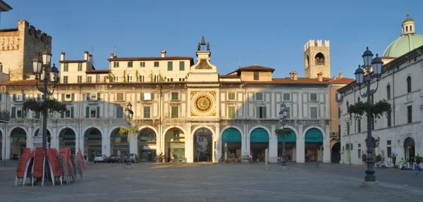 Piazza Loggia la apusul soarelui, Brescia, Italia — Fotografie, imagine de stoc
