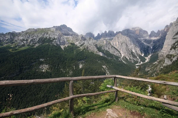 Брента Доломітові Альпи — стокове фото