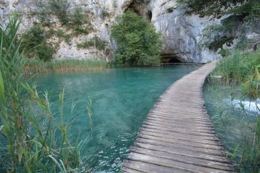 yaya köprüsü - plitvice gölleri