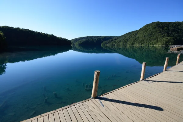 湖的十六-croazia — 图库照片