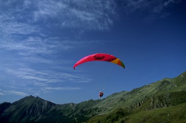 yamaç paraşütü