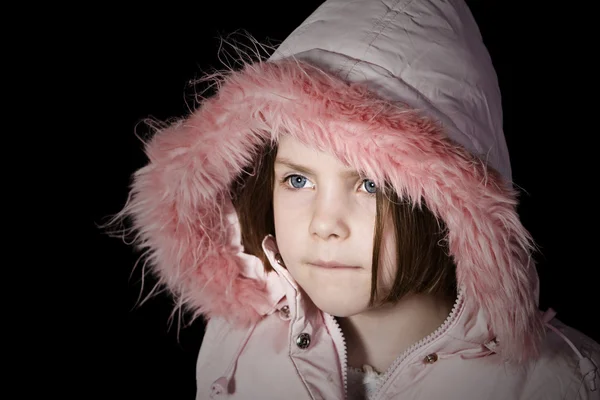Roztomilé dítě v růžový s kapucí top — Stock fotografie