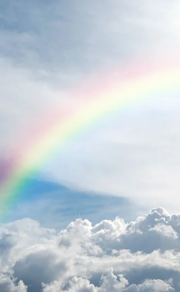 Небесная радуга — стоковое фото